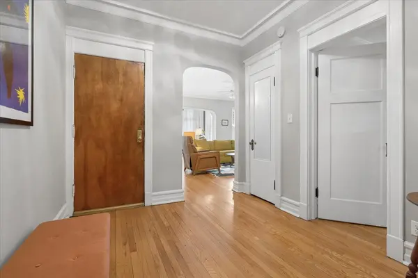 5522 S Everett AVE #1, Chicago, IL 60637