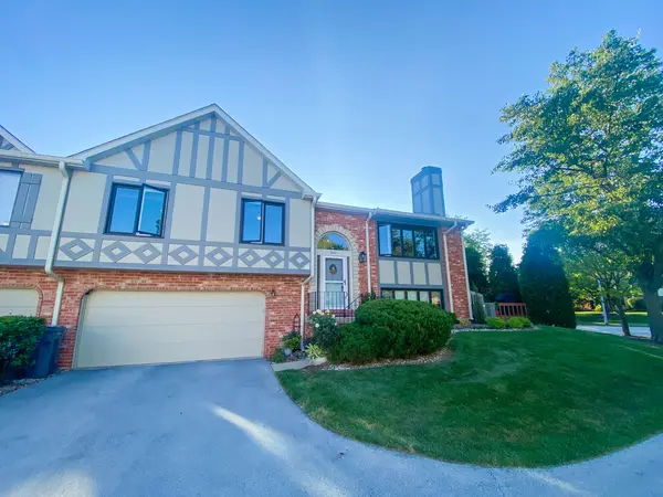 9241 Windsor Pkwy,  Tinley Park,  IL 60487