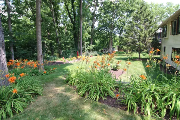432 Village Wood LN #1, Rockton, IL 61072