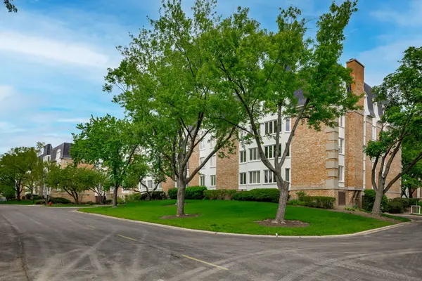 200 Lake BLVD #415, Buffalo Grove, IL 60089