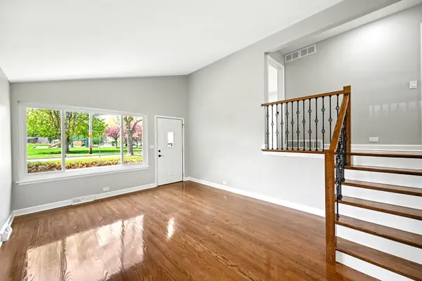 507 N Kenilworth AVE, Glen Ellyn, IL 60137