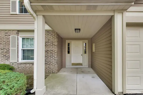 310 Crestview DR #A, Wauconda, IL 60084