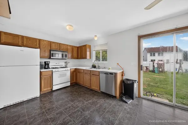 1360 Ridge RD, South Elgin, IL 60177