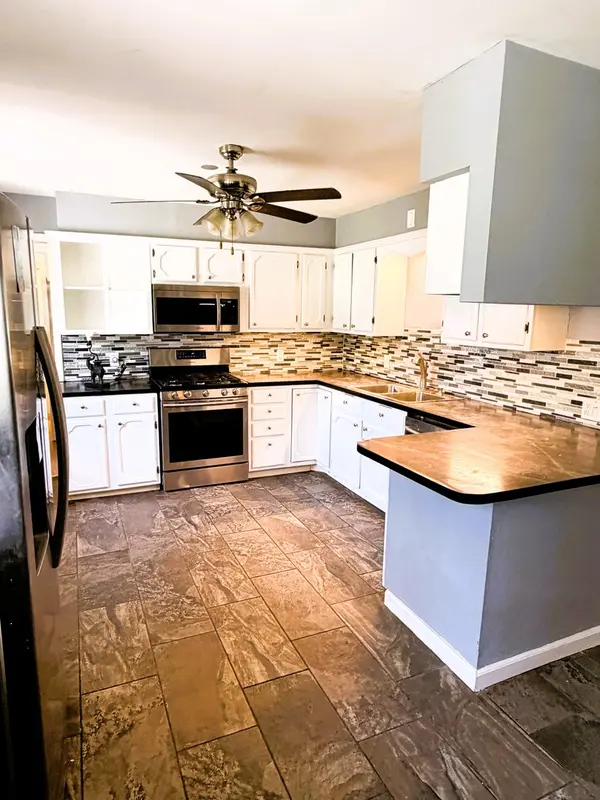 7508 Wooded Shore DR, Wonder Lake, IL 60097