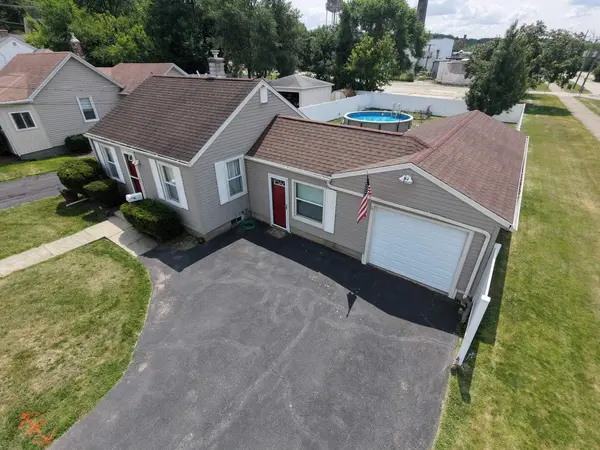 304 Johnson ST, East Dundee, IL 60118