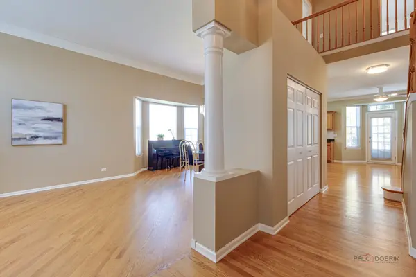1105 Andover DR, Mundelein, IL 60060