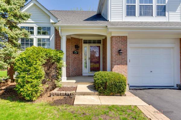 1105 Andover DR, Mundelein, IL 60060