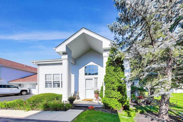 9507 Georgetown LN, Lakewood, IL 60014