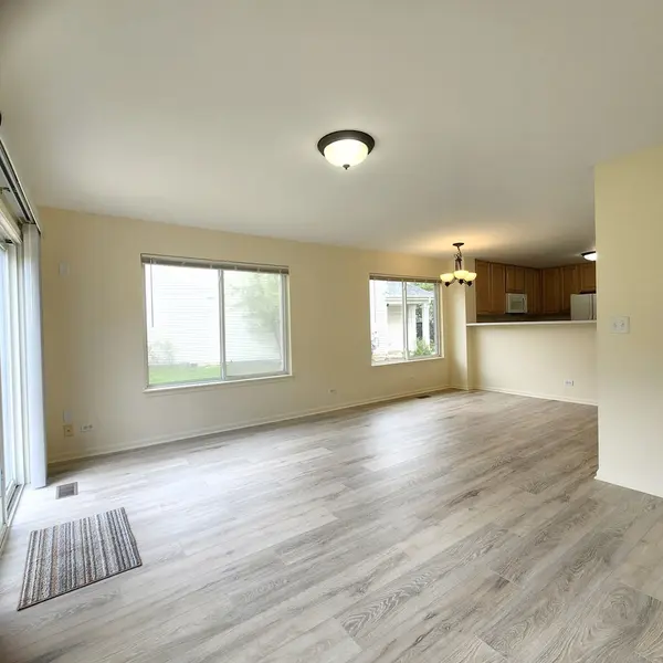 157 W ALDRIDGE LN, Round Lake, IL 60073