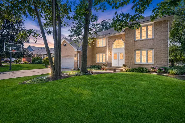 2424 Pepper Tree CT, Lisle, IL 60532