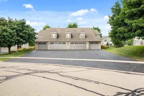 967 Arvle CIR #967, Sycamore, IL 60178
