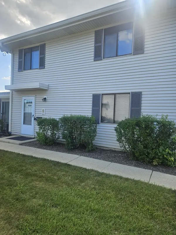 1037 Quanset CT #1037, Schaumburg, IL 60194