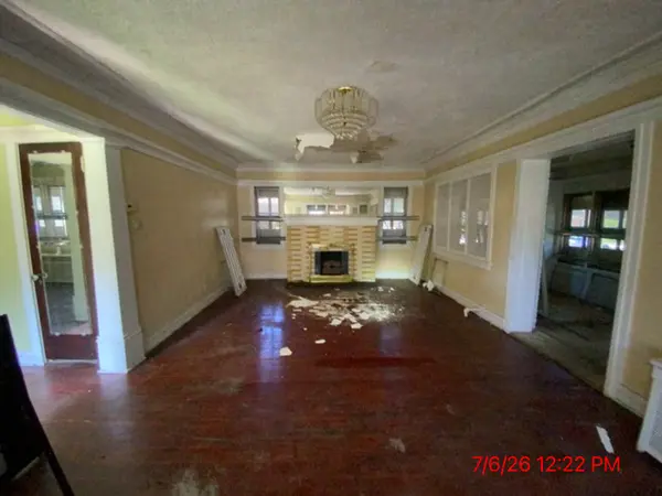 7342 S Bennett AVE, Chicago, IL 60649