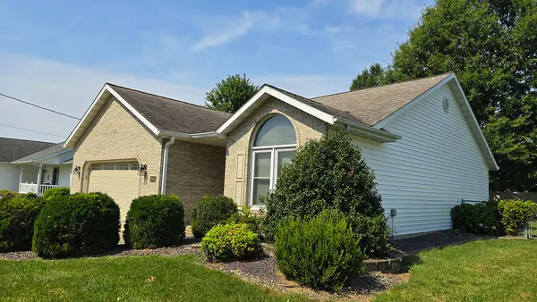 2530 S Pine ST, Centralia, IL 62801