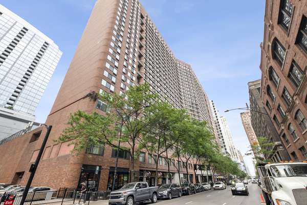 211 E Ohio ST #817, Chicago, IL 60611