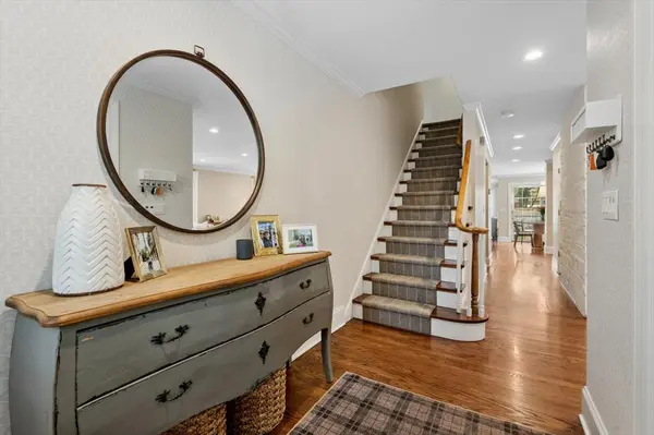 2034 Highland AVE, Wilmette, IL 60091