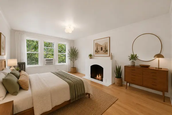 2345 W Glenlake AVE #3, Chicago, IL 60659