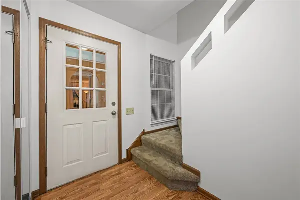 292 Cane Garden CIR, Aurora, IL 60504