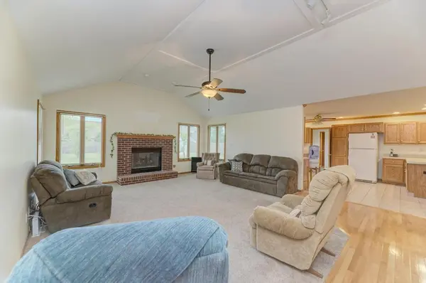 315 Coaler DR, Coal City, IL 60416