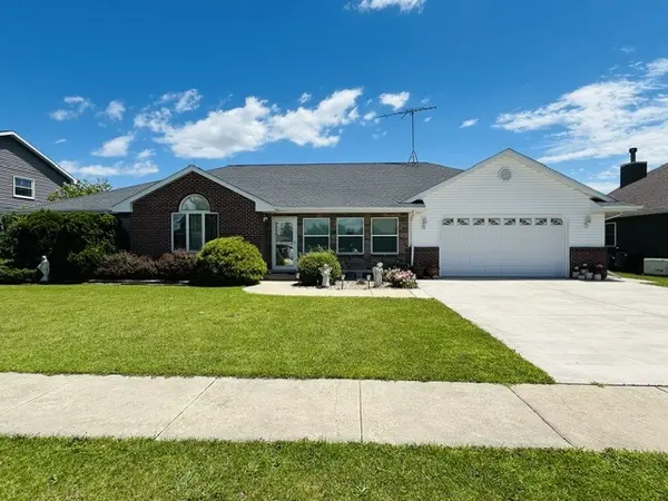 315 Coaler DR, Coal City, IL 60416