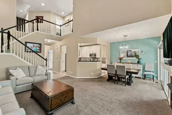 55 Lakebreeze CT, Lake Zurich, IL 60047