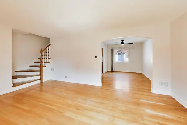 3941 W Ainslie ST #E, Chicago, IL 60625