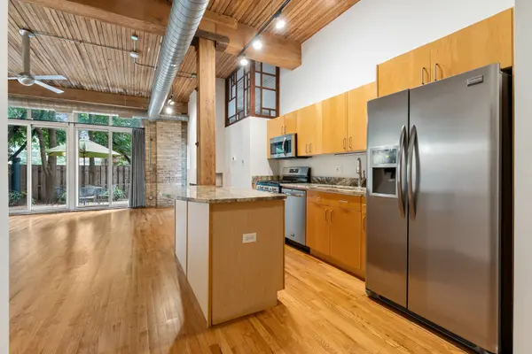2333 W Saint Paul AVE #129, Chicago, IL 60647