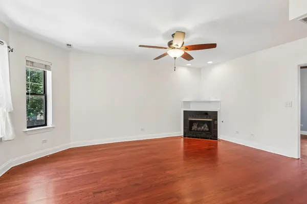 7520 N Winchester AVE #1W, Chicago, IL 60626