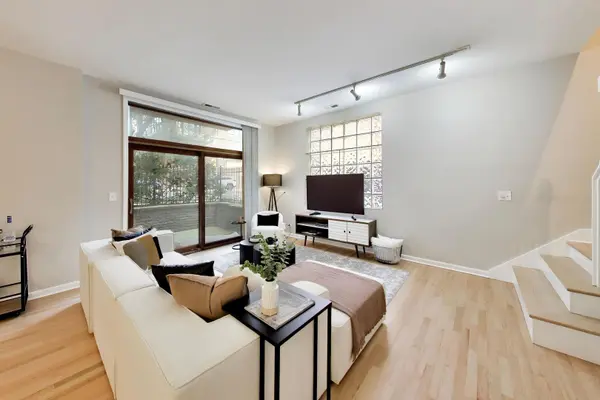 2545 N Racine AVE #1, Chicago, IL 60614
