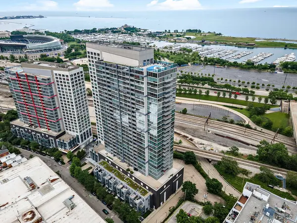 1901 S Calumet AVE #2412, Chicago, IL 60616
