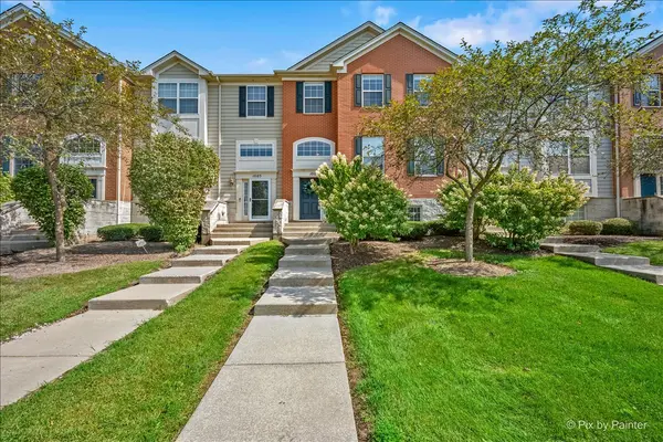 1005 Alberta RD, Elgin, IL 60124