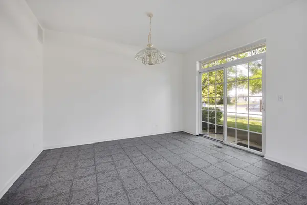 134 W Park AVE #A, Sugar Grove, IL 60554