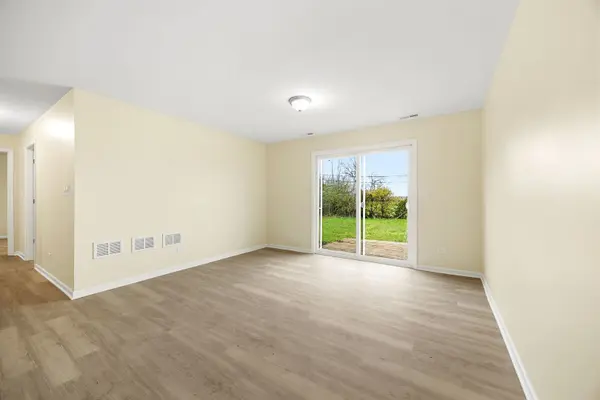 1801 215th PL, Sauk Village, IL 60411