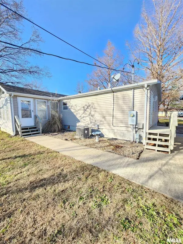 37 JANET ST, Murphysboro, IL 62966