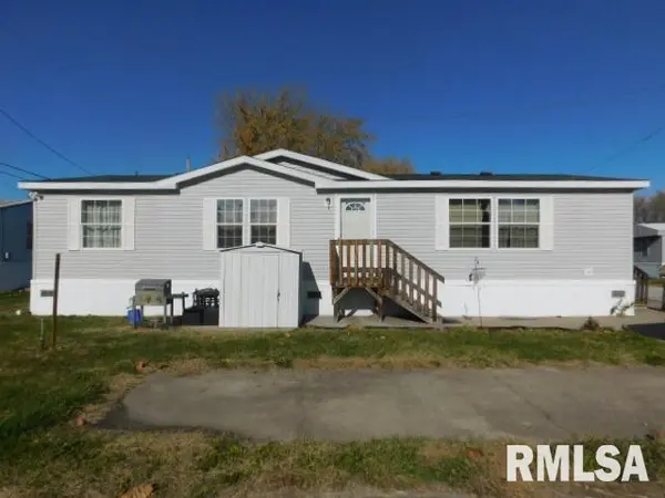 120 W 7TH ST, Coal Valley, IL 61240