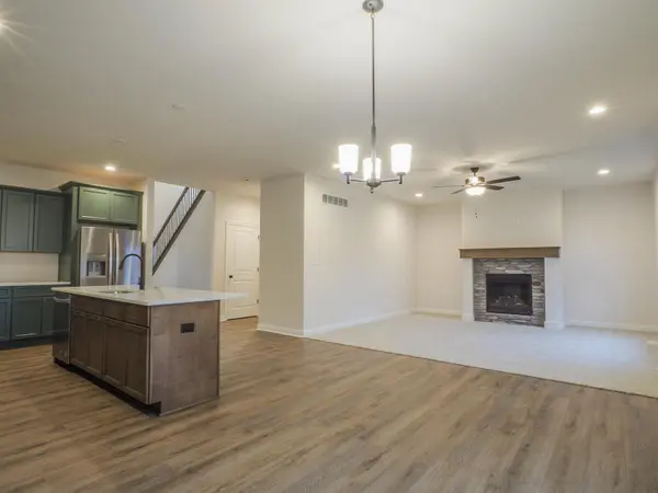 1757 Frst Rdg Drive, Valparaiso, IN 46385