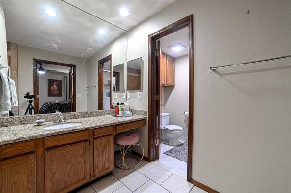 4400 Hemingway DR #215, Oklahoma City, OK 73118