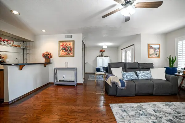 4400 Hemingway DR #215, Oklahoma City, OK 73118
