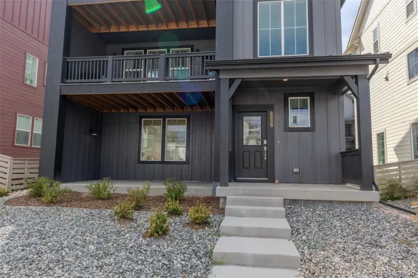 8858 Waterleaf LN, Littleton, CO 80125