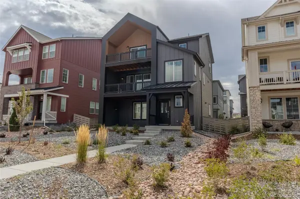 8858 Waterleaf LN, Littleton, CO 80125