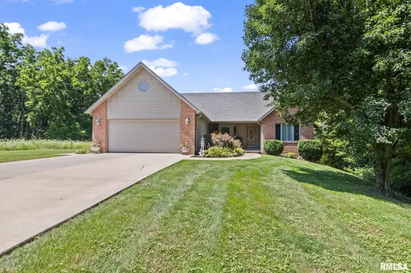 2450 Old Beardstown RD, Springfield, IL 62702
