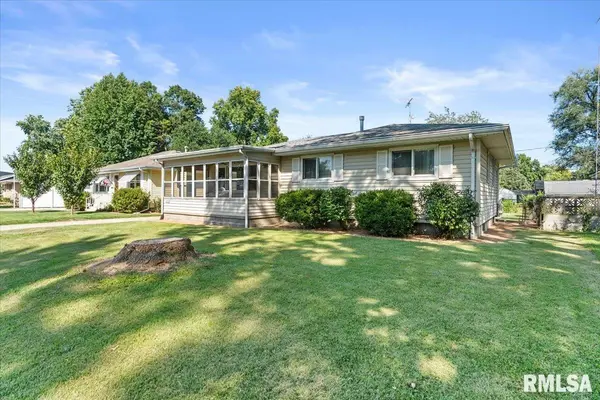 3344 S FREMONT ST, Springfield, IL 62703