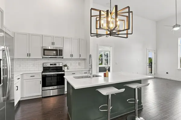 1620 54th Ave #N, Nashville, TN 37209