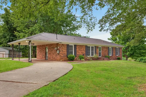 1866 Harriet Drive, Clarksville, TN 37040