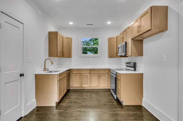 2015 Denham Ave, Columbia, TN 38401