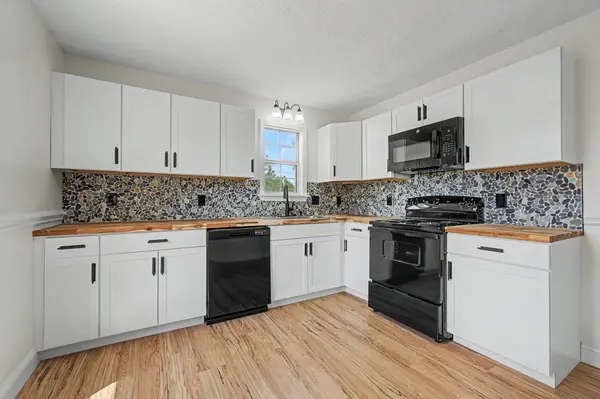 5323 Roaring Springs Rd, Cadiz, KY 42211