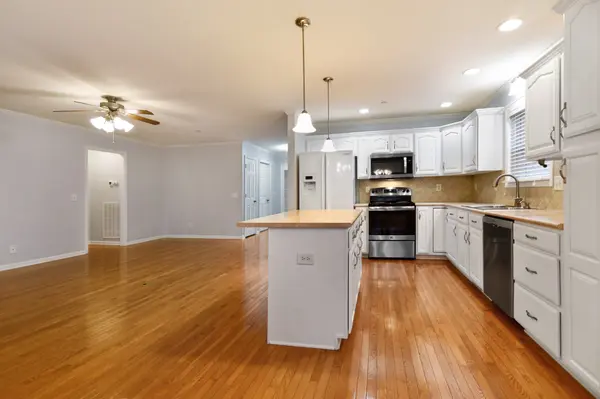 211 Winfrey Court, Pleasant View, TN 37146