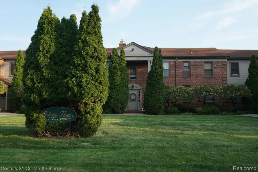 22671 Garrison ST #107, Dearborn, MI 48124