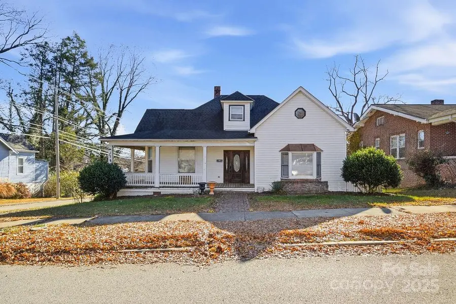 120 E Holston AVE, Johnson City, TN 37601