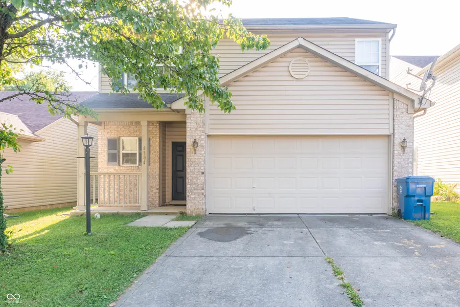 8204 Lake Tree LN, Indianapolis, IN 46217
